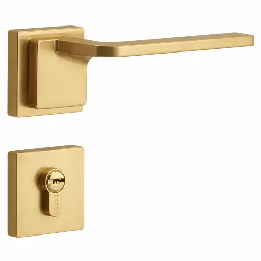 Novar Handle – solid brass